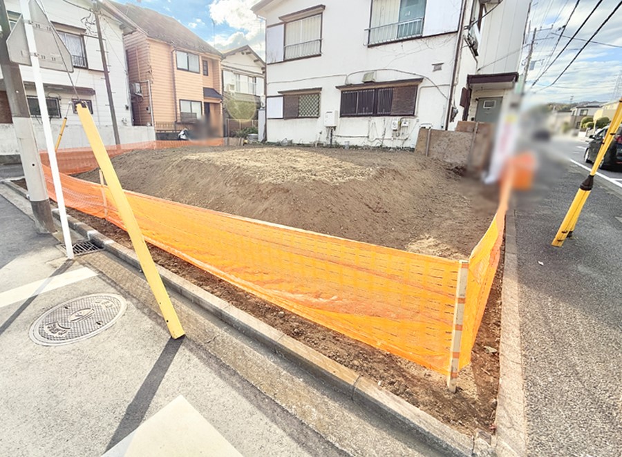 nOώʐ^ OρV炵n܂ꏊŁAƑJ[߂