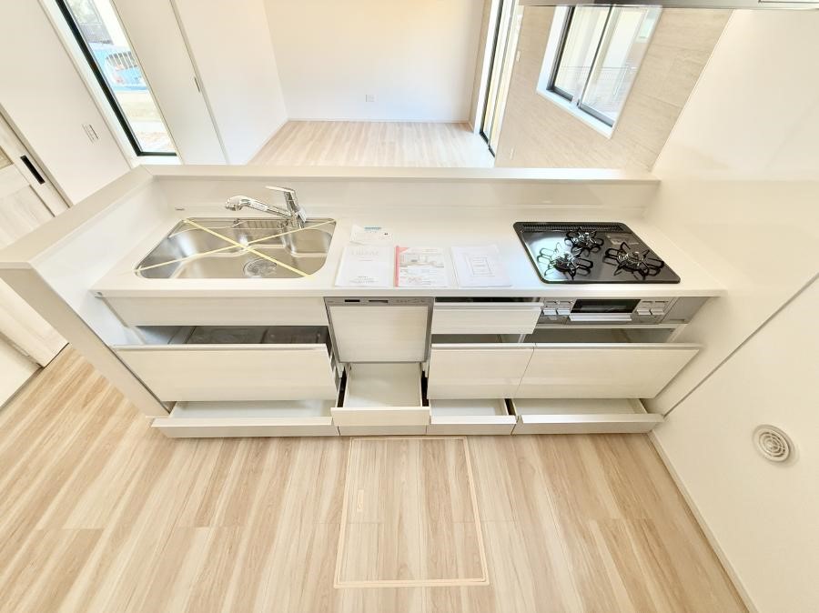 �L�b�`�� �������A�C�f�A�L����A�N���G�C�e�B�u�ȗ������