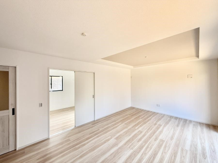 ���r���O ���������났�ƏΊ炪�W�܂�A�S���܂郊�r���O