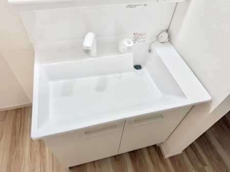 ���̑����� �ݔ����ׂ��������܂Ő􂢂₷���֗��ȃn���h�V�����[�t��