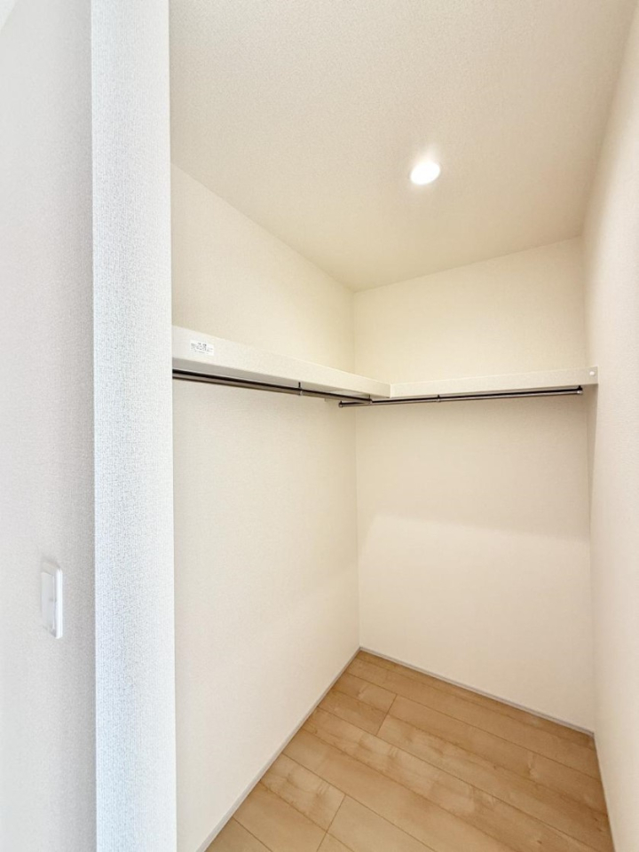 ���[ ����