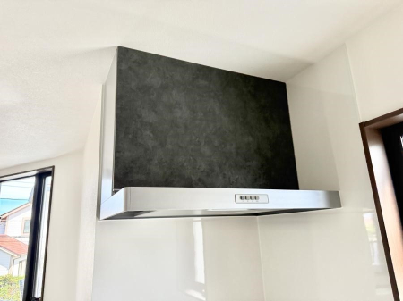 ���̑����� �ݔ����������̏��C����������C��ɗU������A�����I�ɔr�����ł��܂��B