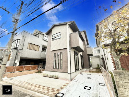 nOώʐ^ OρV炵n܂ꏊŁAƑJ[߂