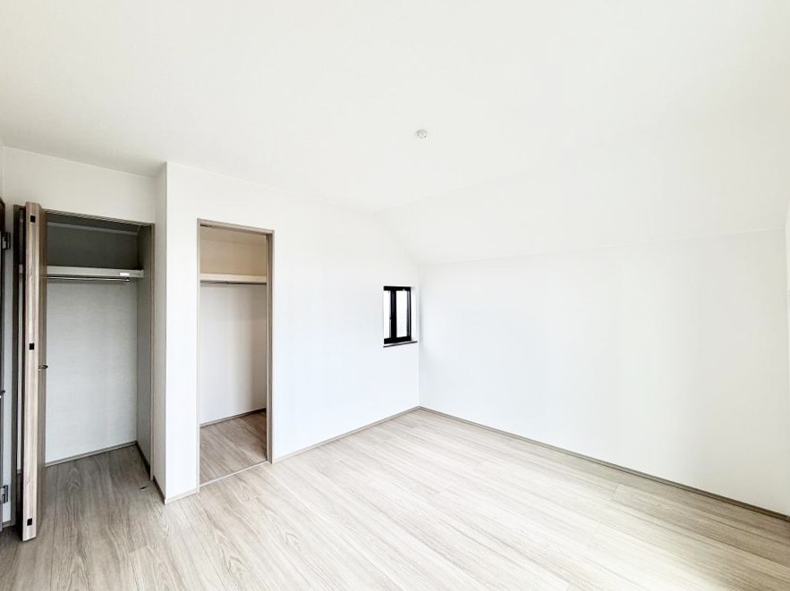 �Q�� ���������̔z�u��ʋC���̗ǂ��݌v�ŕ����̋�C�������炸�A��ɐV�N�ȋ�C������܂�