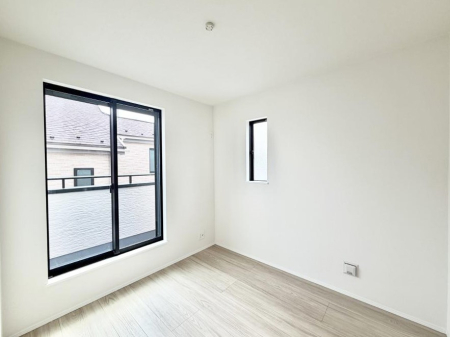 �Q�� ���������̔z�u��ʋC���̗ǂ��݌v�ŕ����̋�C�������炸�A��ɐV�N�ȋ�C������܂�