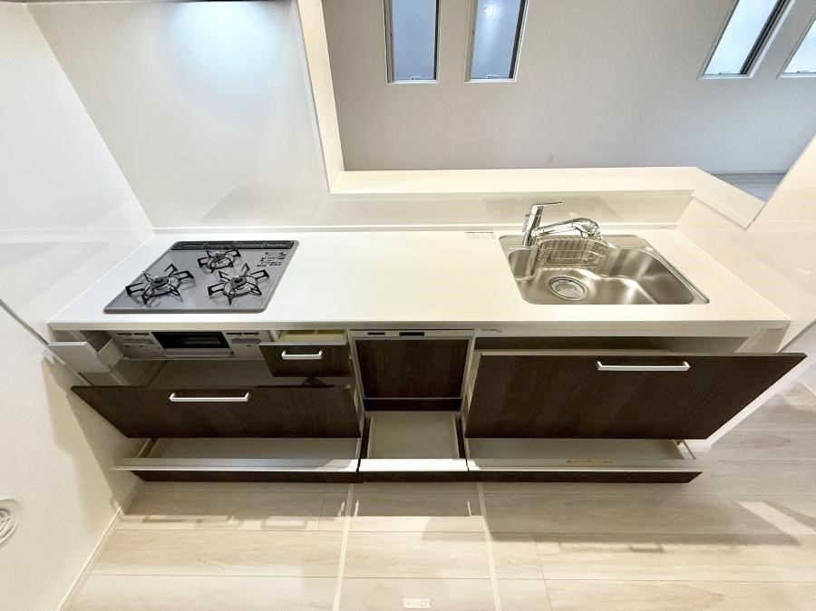 �L�b�`�� �����������������Ɗy�����Ȃ�A���K�ȃL�b�`�����