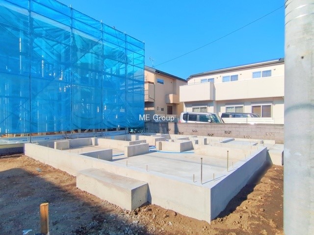 nOώʐ^ OρV炵n܂ꏊŁAƑJ[߂