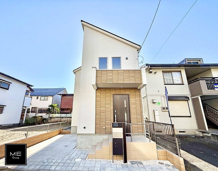 nOώʐ^ OρV炵n܂ꏊŁAƑJ[߂