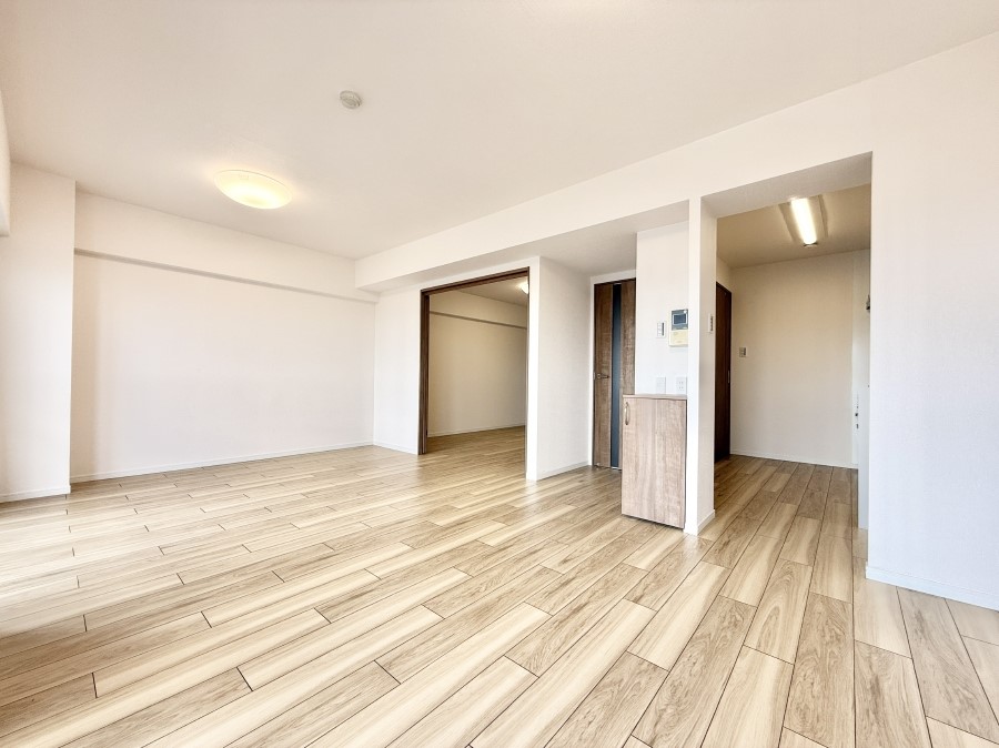 ���r���O ���������R�Ɖ�b�����܂��A�S�n�悢�ЂƂƂ�