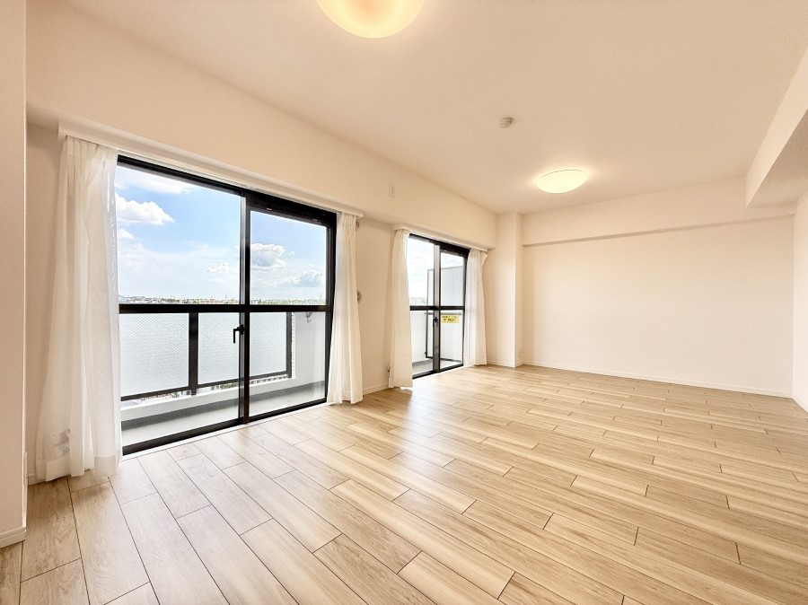 ���r���O ���������C�ɓ���̏ꏊ�ŁA�̂�т�Ƃ������Ԃ�