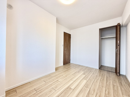 �q������ �������v���C�x�[�g��ԂƂ��ĐÂ��ŗ�������������񋟂��Ă���܂�