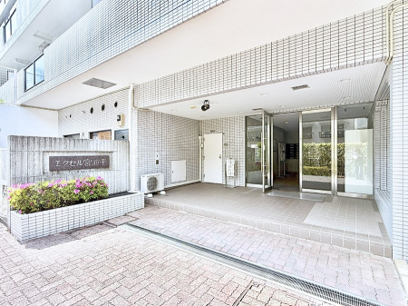 �G���g�����X �O�ρ��������������͋C�̃G���g�����X���Z�܂������������}���܂�