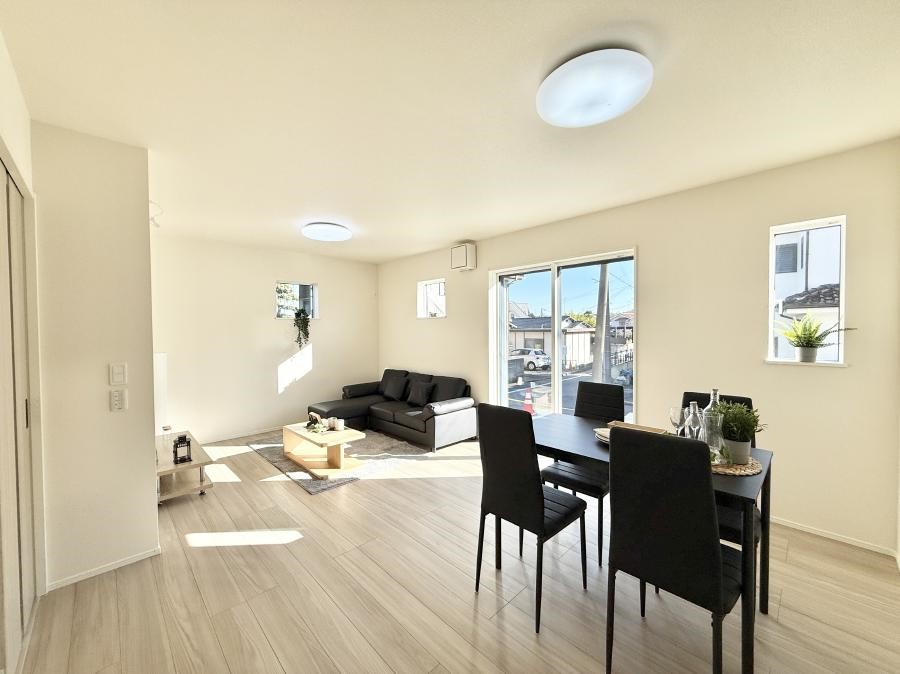 rO Cɓ̏ꏊŁÂтƂԂ