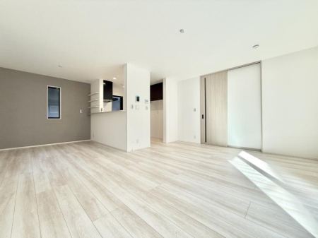 rO 났ƏΊ炪W܂AS܂郊rO