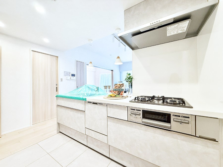 �L�b�`�� �������Ƒ����J��[�߂�A������̂���L�b�`��