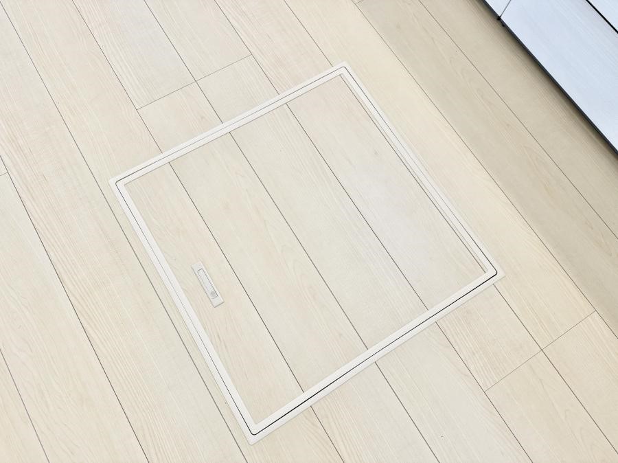 ���̑����� �ݔ����B�ꂽ���[�X�y�[�X�ŉƑS�̂��X�b�L��