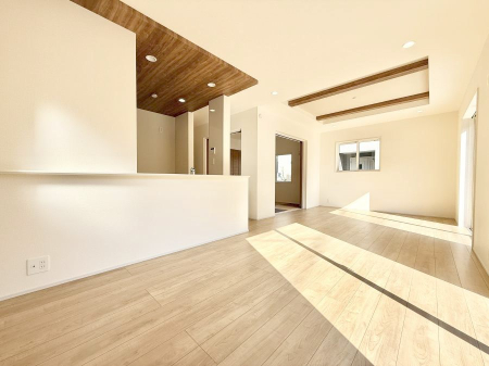 ���r���O ���������C�ɓ���̏ꏊ�ŁA�̂�т�Ƃ������Ԃ�