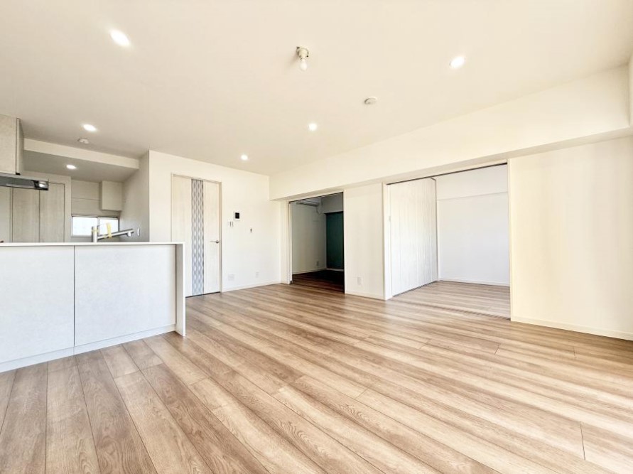 ���r���O ���������ƕ���������A�����b�N�X�ł�����