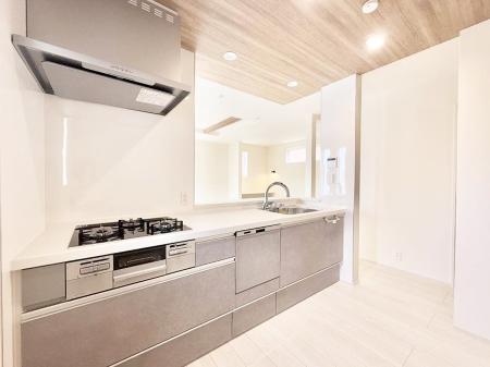 �L�b�`�� �������Ƒ����J��[�߂�A������̂���L�b�`��