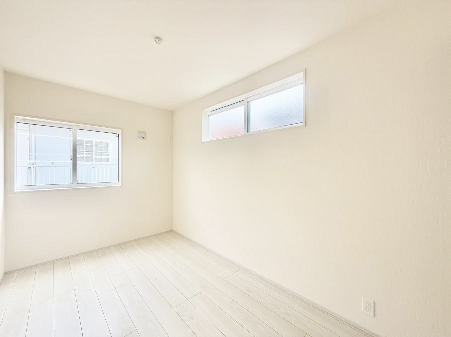 �Q�� ���������̔z�u��ʋC���̗ǂ��݌v�ŕ����̋�C�������炸�A��ɐV�N�ȋ�C������܂�