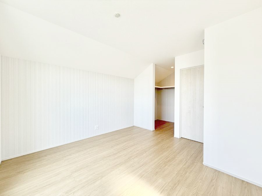 �Q�� ���������̔z�u��ʋC���̗ǂ��݌v�ŕ����̋�C�������炸�A��ɐV�N�ȋ�C������܂�