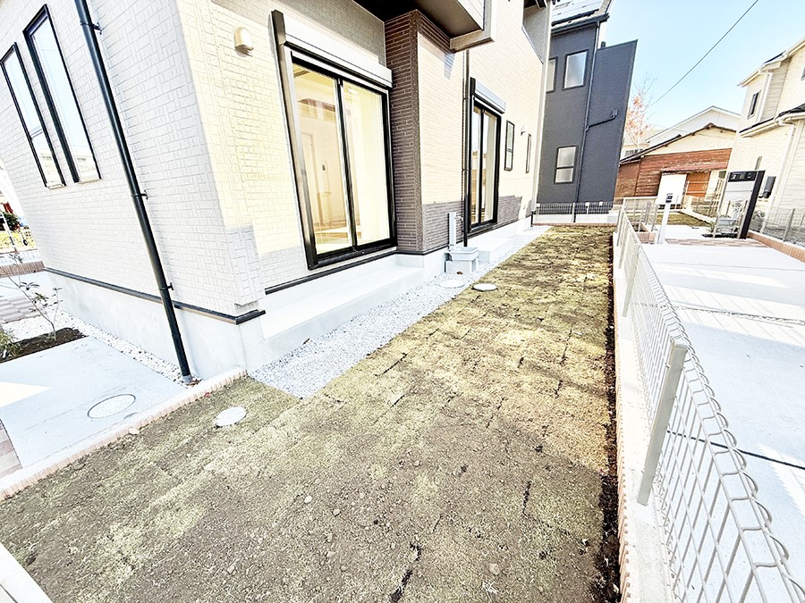 ̑ Oρ~nɂƂ肠΂̃Xy[XA₩ȕ͋Cł