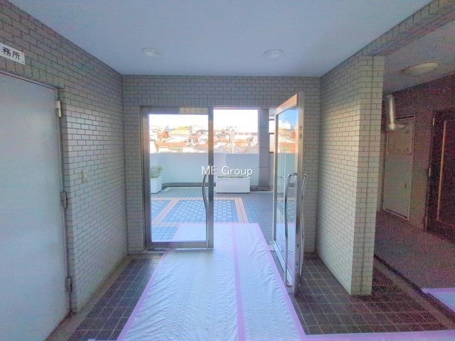 �G���g�����X �O�ρ��������������͋C�̃G���g�����X���Z�܂������������}���܂�