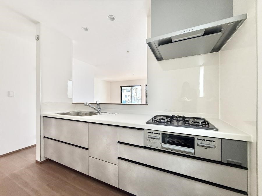 �L�b�`�� �������Ƒ����J��[�߂�A������̂���L�b�`��