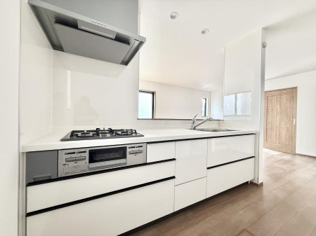 �L�b�`�� �������Ƒ����J��[�߂�A������̂���L�b�`��