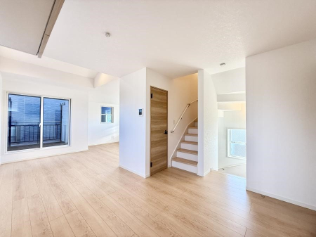 ���r���O ���������C�ɓ���̏ꏊ�ŁA�̂�т�Ƃ������Ԃ�