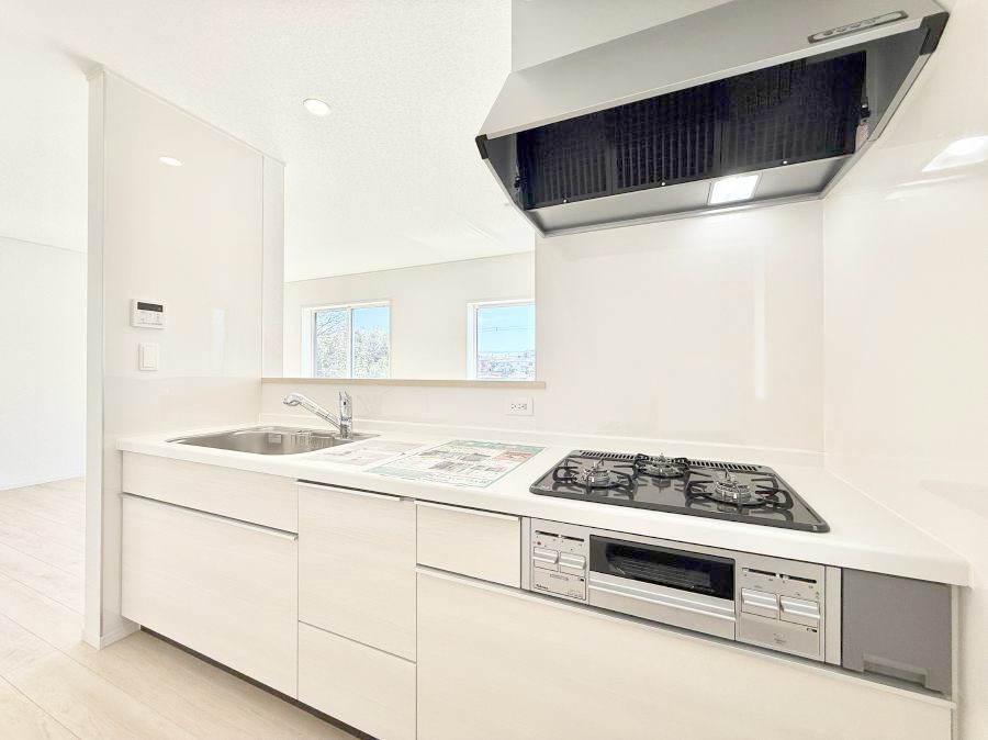 �L�b�`�� �����������������Ɗy�����Ȃ�A���K�ȃL�b�`�����