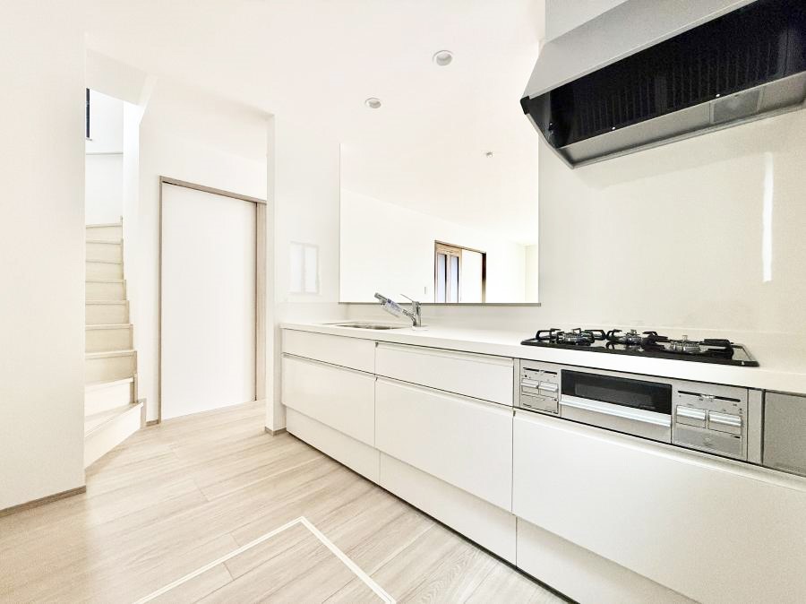 �L�b�`�� �������V���v���Ŕ������S�n�悢���Ԃ𐶂ރL�b�`�����