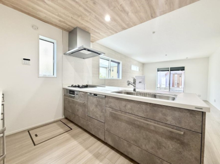 �L�b�`�� ����