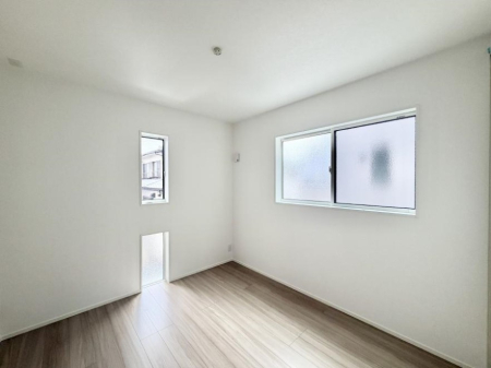 �q������ ����