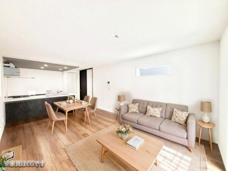 ���r���O ����