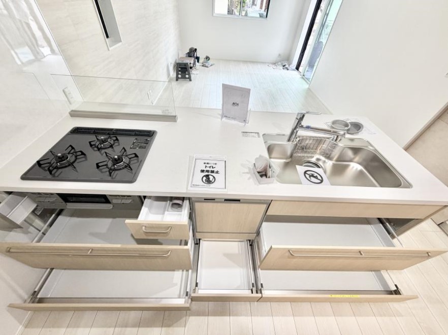 �L�b�`�� ����