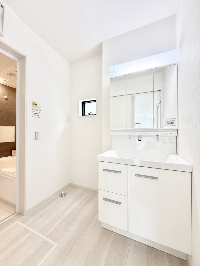 ���ʑ�E���ʏ� �������Ƒ��݂�Ȃ��g���₷���z�u�ł�