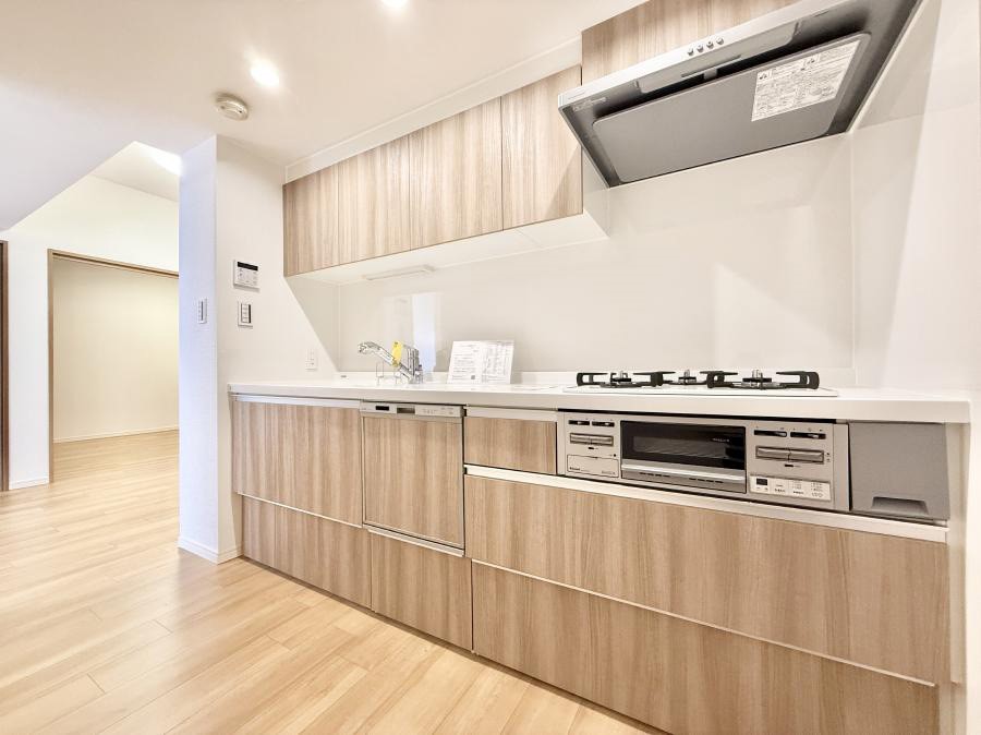 �L�b�`�� �������V���v���Ŕ������S�n�悢���Ԃ𐶂ރL�b�`�����