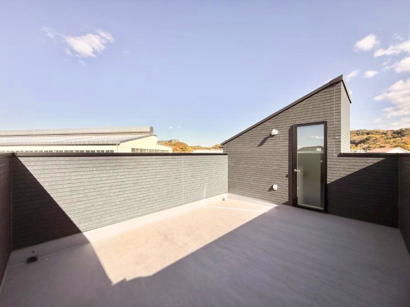 �o���R�j�[ ������ ���̃R�[�q�[���̐�����y���ށA�����̏ꏊ