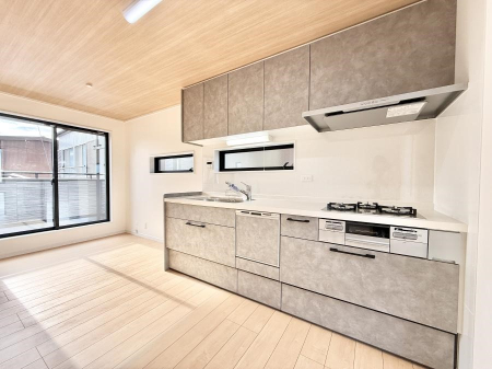 �L�b�`�� �������Ƒ����J��[�߂�A������̂���L�b�`��