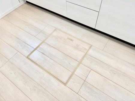 ���̑����� �ݔ����B�ꂽ���[�X�y�[�X�ŉƑS�̂��X�b�L��