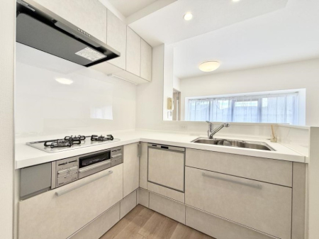 �L�b�`�� �������V���v���Ŕ������S�n�悢���Ԃ𐶂ރL�b�`�����