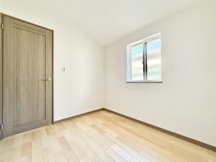 �q������ �������v���C�x�[�g��ԂƂ��ĐÂ��ŗ�������������񋟂��Ă���܂�