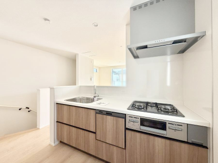 �L�b�`�� �������V���v���Ŕ������S�n�悢���Ԃ𐶂ރL�b�`�����