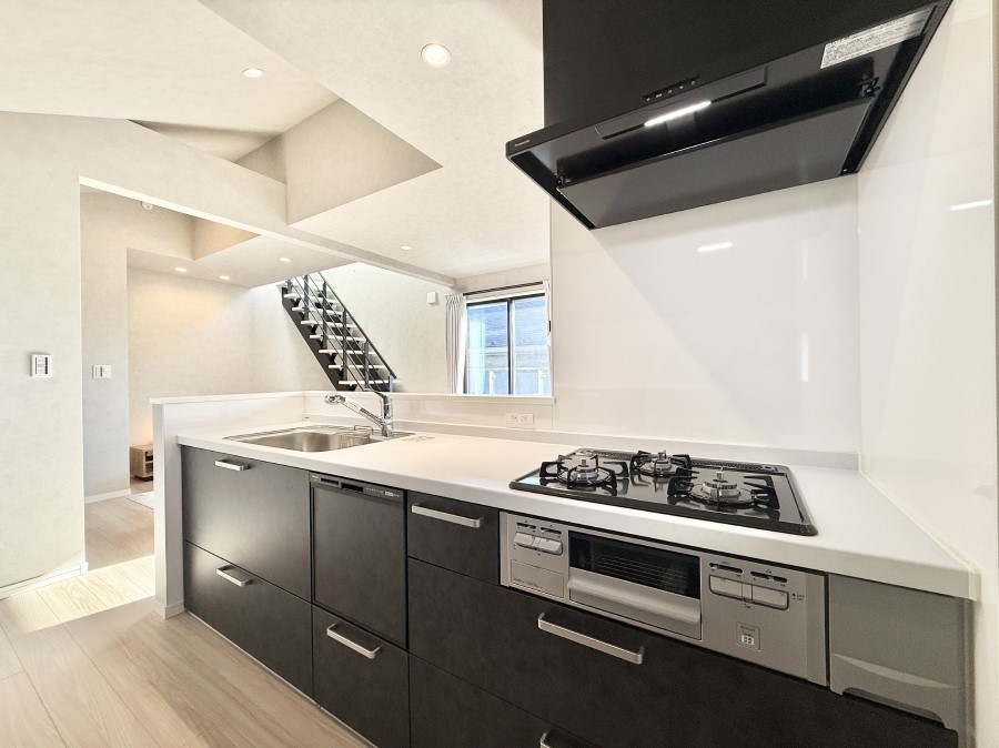 �L�b�`�� �������Ƒ��ƂȂ���A�R�~���j�P�[�V�����̏�