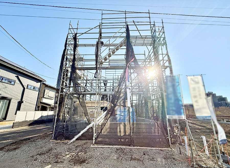 ���n�O�ώʐ^ �O�ρ��V������炵���n�܂�ꏊ�ŁA�Ƒ����J��[�߂�