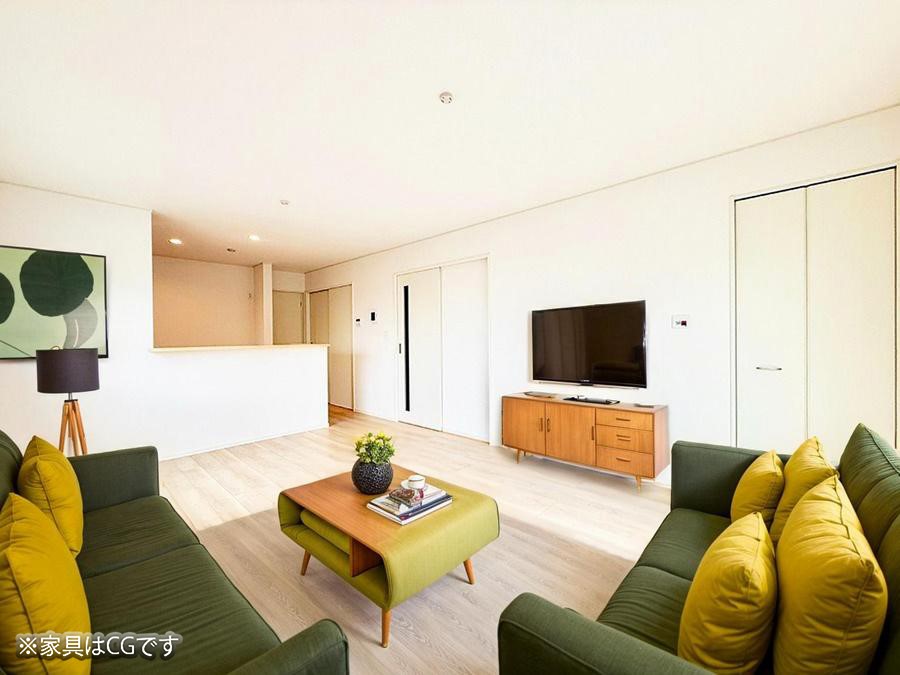 ���r���O ����