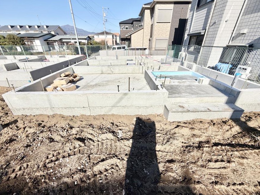 nOώʐ^ OρV炵n܂ꏊŁAƑJ[߂