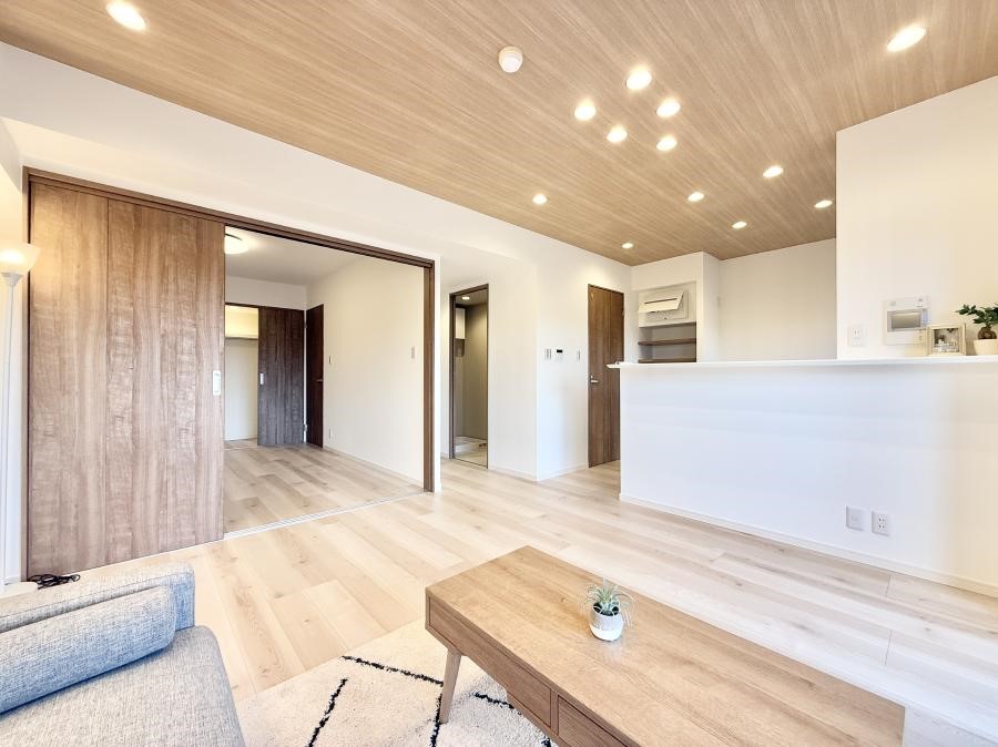 ���r���O ���������C�ɓ���̏ꏊ�ŁA�̂�т�Ƃ������Ԃ�