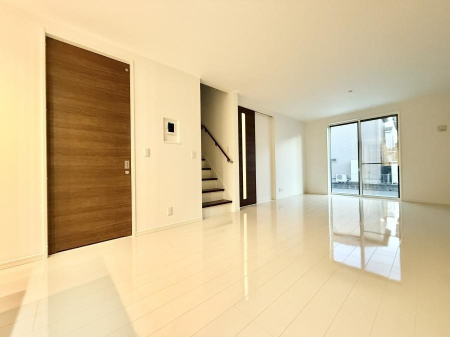 ���r���O �������V���v���������ґ�A��؂Ȑl�Ɖ߂����S���قǂ�����